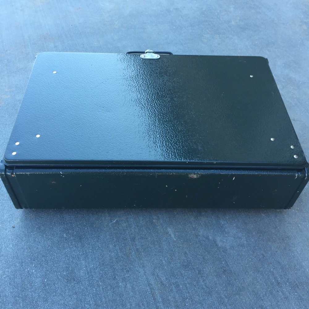 Coleman 2 Burner Classic Propane Camp Stove - Picture 9 of 9